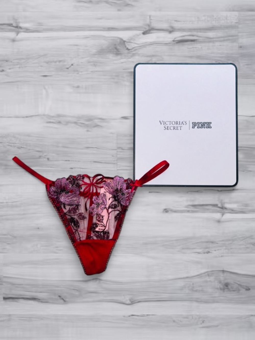 💐 Dream Angels Bows & Blooms Thong Victoria Secret Small NWT